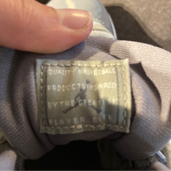 Air Jordan 11 cool grey GS new - Picture 4 of 8